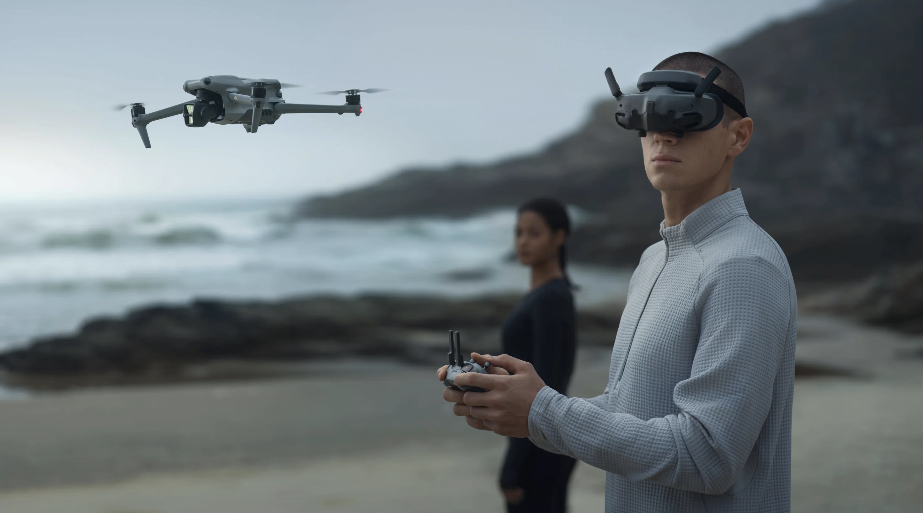 Пилот DJI с Goggles 3
